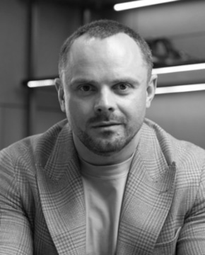 Олег Колисниченко