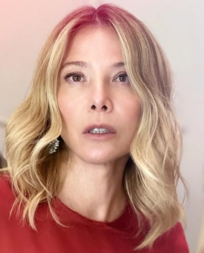 Юлия Высоцкая