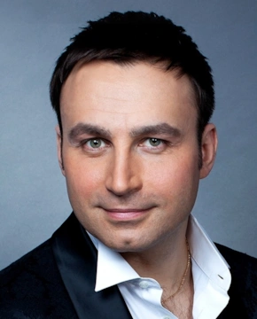 Владислав Косарев