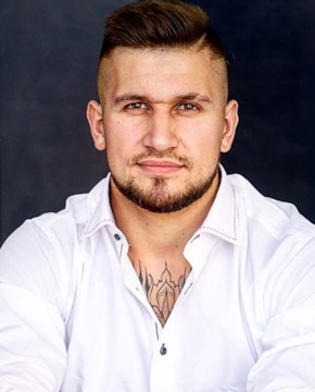 Андрей Кулешов