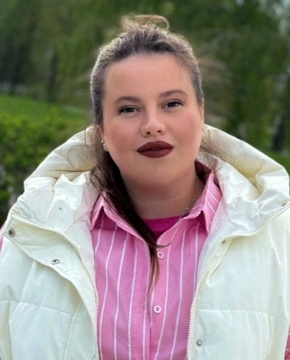 Алина Садикова