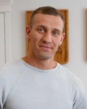 Дмитрий Акунишников