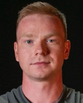 Артем Бабаев