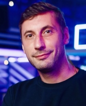 Алексей Симонов