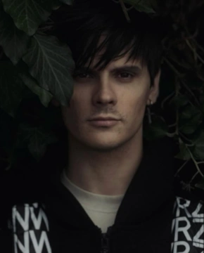 Андрей Борисов