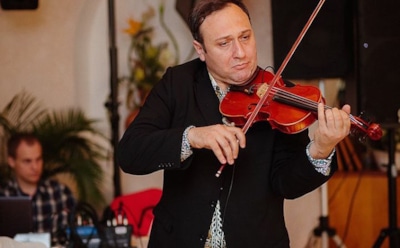 Армен Авджан   