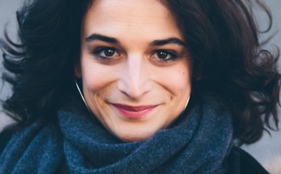 Дженни Слейт