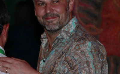 Николай Саркисов