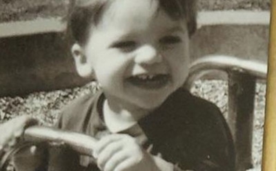 Джоэл Кортни в детстве