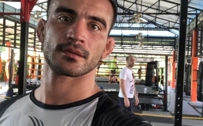 Боец смешанных единоборств Андрей Корешков