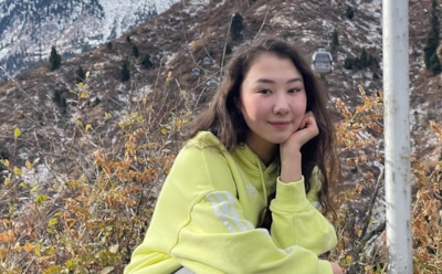 Элизабет Турсынбаева