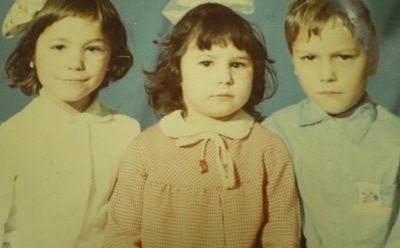 Надежда Скардино в детстве с братом и сестрой
