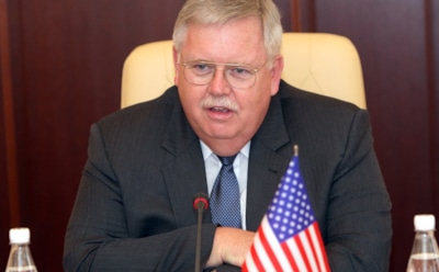 Новый посол США в России Джон Теффт. Специалист по переворотам