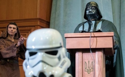 И рад бы в Раду. Кандидаты от темной силы и военных