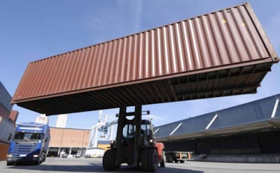 Пятитонный контейнер – идеальная тара для организации грузоперевозок