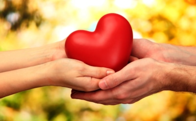 Что подарить девушке на 14 февраля