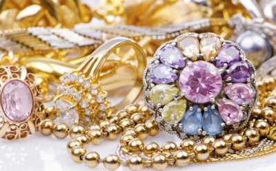 О чем говорят ювелирные украшения?