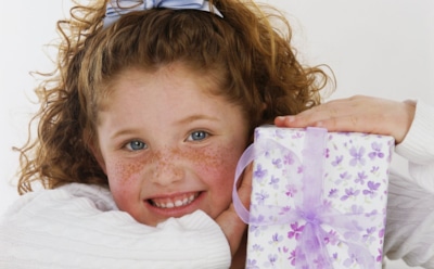 Что подарить дочери на день рождения