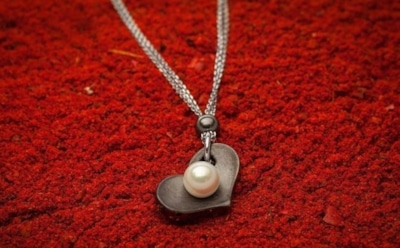 Как выбрать и где приобрести серебряный кулон