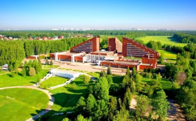 Для больших и маленьких компаний - лучший отдых в Парк-отеле «Олимп»