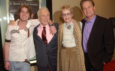 В США умерла мать Майкла Дугласа, актриса Диана Дуглас