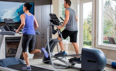 Что выбрать эллиптический тренажер или беговую дорожку?