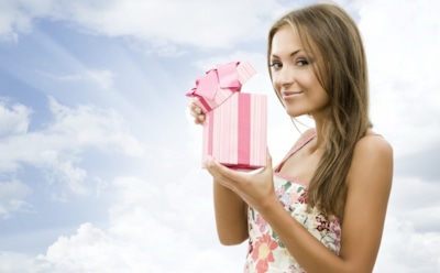 Что подарить супруге на годовщину свадьбы