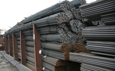 Снижение объемов строительства ведет к спаду спроса на арматуру