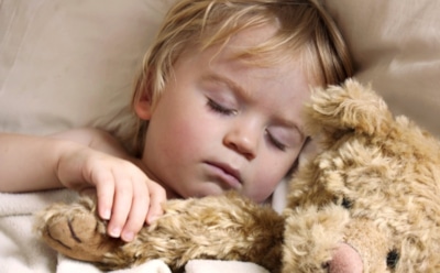 Как выбрать подушку и одеяло для ребенка