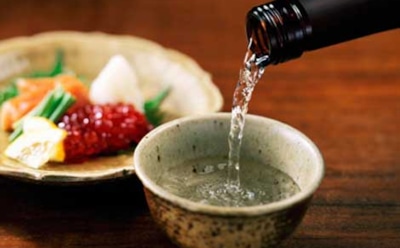 Чем принято запивать суши и роллы