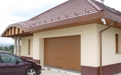 Какой вид гаражных ворот выбрать