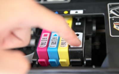 Картридж для принтера: заправить или купить?