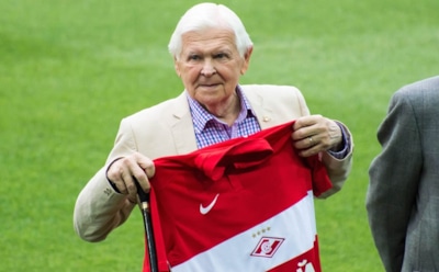 На 84-м году жизни умер известный футболист Анатолий Исаев