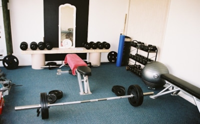 Самые необходимые тренажеры для маленького спортзала
