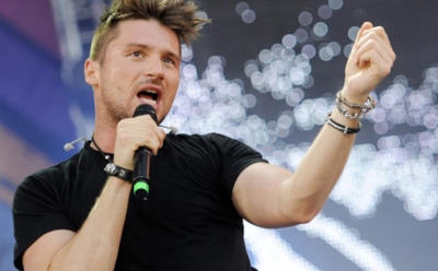 Новое фото Сергея Лазарева с сыном покорило пользователей Сети