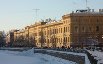 В аудитории вуза Санкт-Петербурга найден мертвым преподаватель