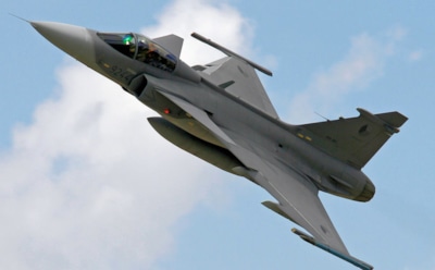 В Таиланде на авиашоу для детей разбился истребитель