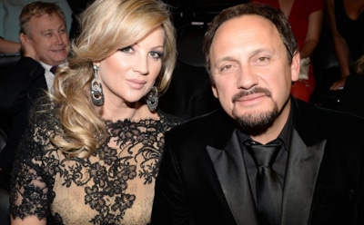 Стас Михайлов произвел фурор в Сети "пикантным" фото супруги