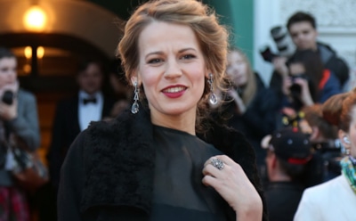 Звезда сериала "Школа" Александра Ребенок станет мамой в первый раз