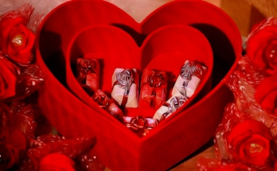 Что подарить девушке на 14 февраля?