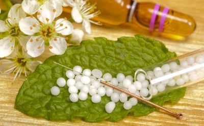 "Гомеопатия-лженаука": РАН рекомендует отказаться от такого способа лечения