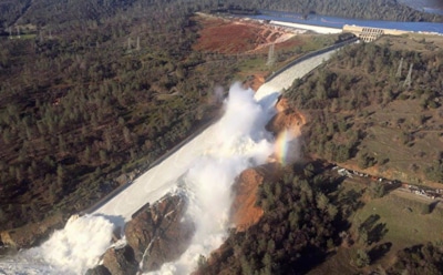 Разрушение плотины в Калифорнии: эвакуировали более 190 тысяч жителей