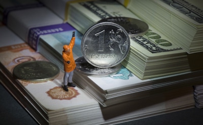 Moody's улучшило прогноз по суверенному рейтингу России до стабильного