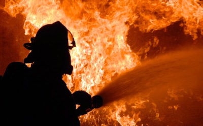 В Харьковской области горит крупнейший в Украине склад боеприпасов