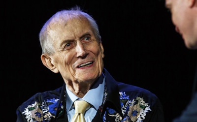 В США экстренно госпитализирован советский поэт Евгений Евтушенко