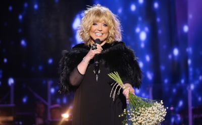 Алла Пугачева покорила фанатов смелым селфи