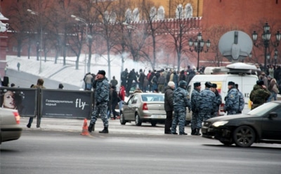 Участники несанкционированной акции задержаны на Манежной площади в Москве
