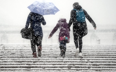 Погода в Москве: на столицу надвигается гроза с градом и мокрым снегом