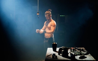 Госдуму просят запретить клип звезды «Орла и решки» Антона Лаврентьева