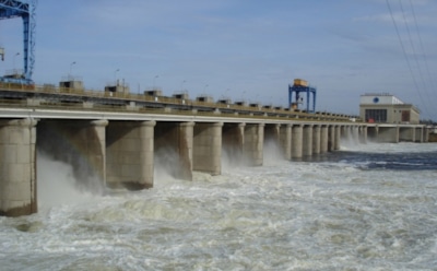 Украина построила дамбу для блокирования подачи воды в Крым